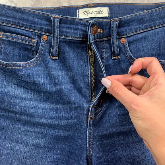 Madewell 10” High Rise Skinny Jeans - Picture 8 of 16